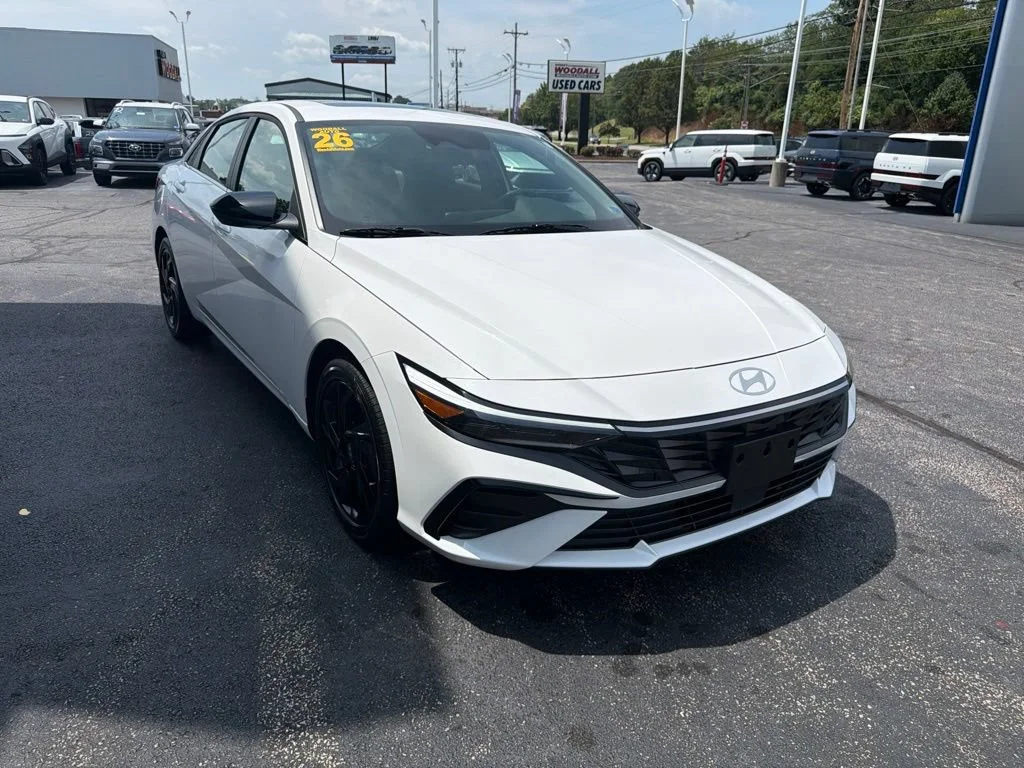 Used 2026 White Hyundai SEL Sport Premium image 3
