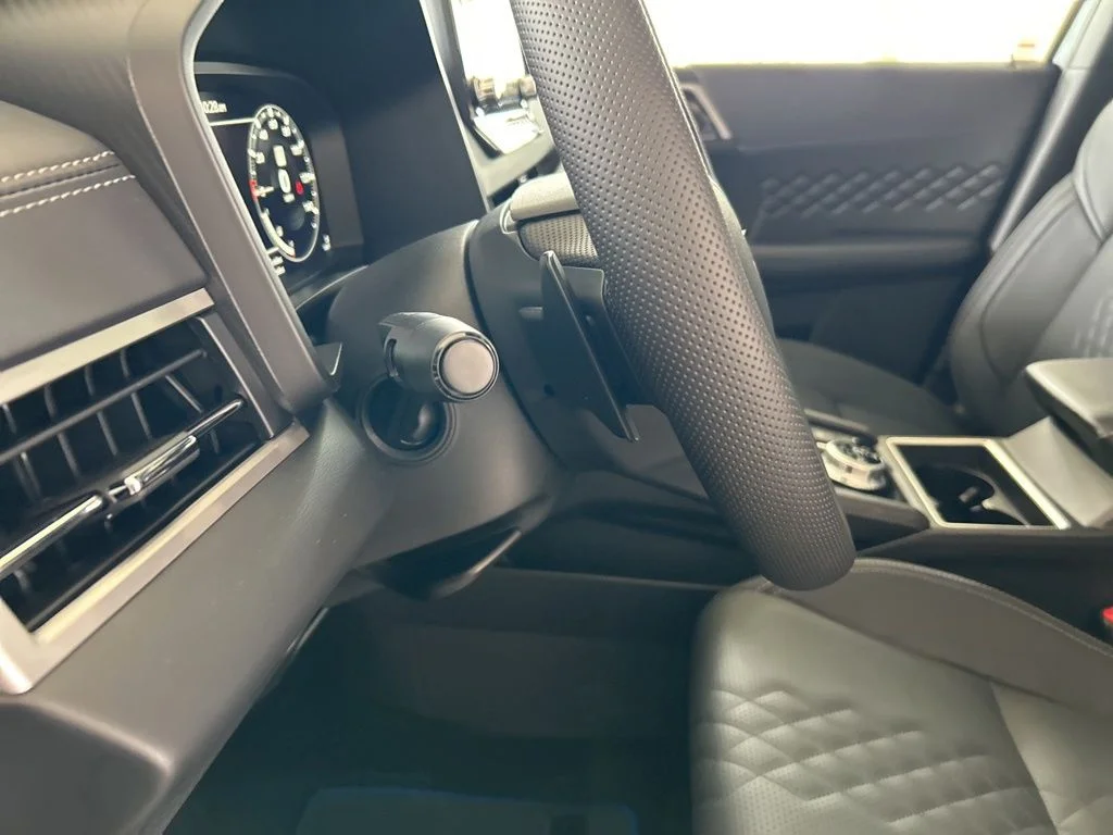 2025 Mitsubishi Outlander Plug-in Hybrid SEL Black Edition - Photo 46