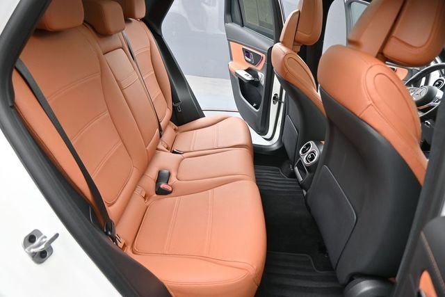 Used 2024 White Mercedes-Benz GLC 300 image 25
