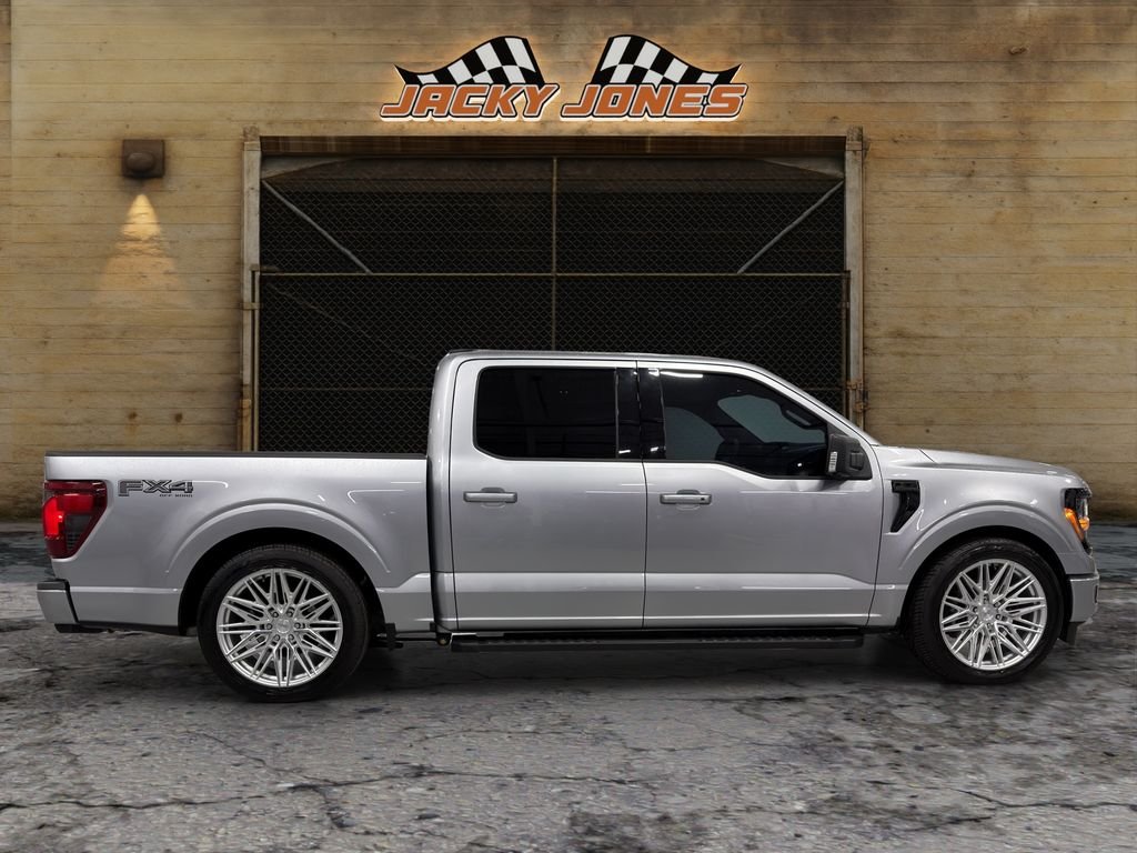 Used 2024 Iconic Silver Metallic Ford XLT image 12