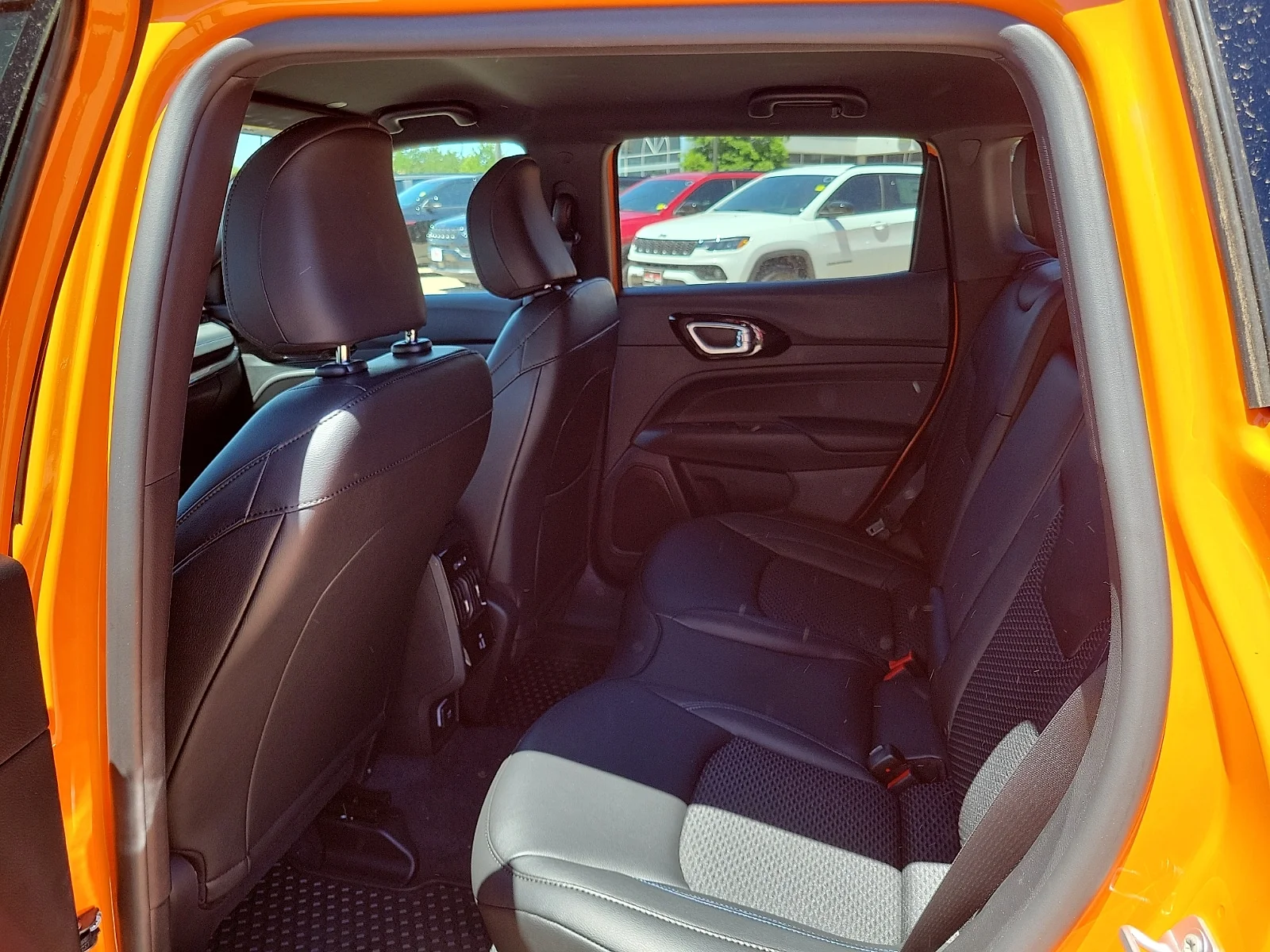 New 2026 PL4 Joose Jeep LATITUDE ALTITUDE 4X4 image 9