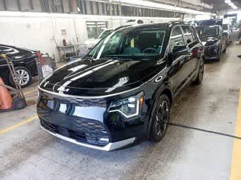 2023 Kia Niro Wave EV's photo