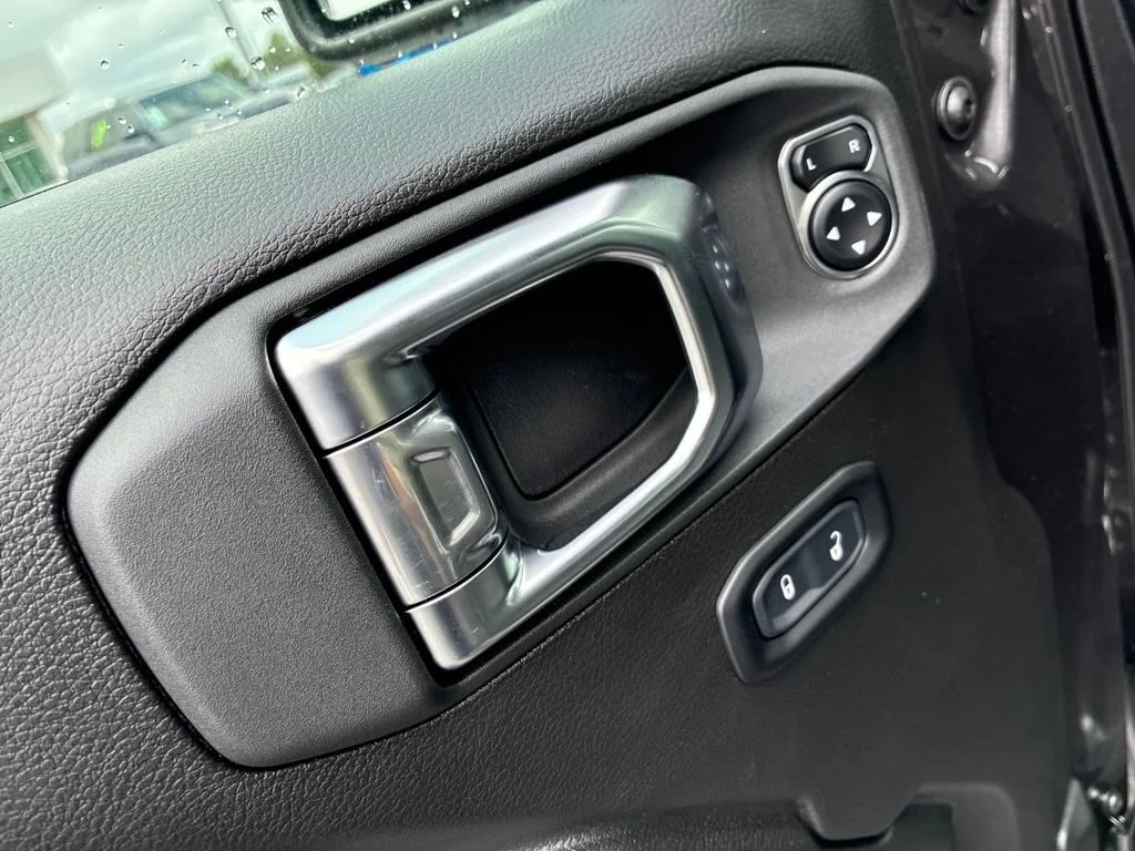2025 Jeep Wrangler 4-Door Sport S - Photo 12