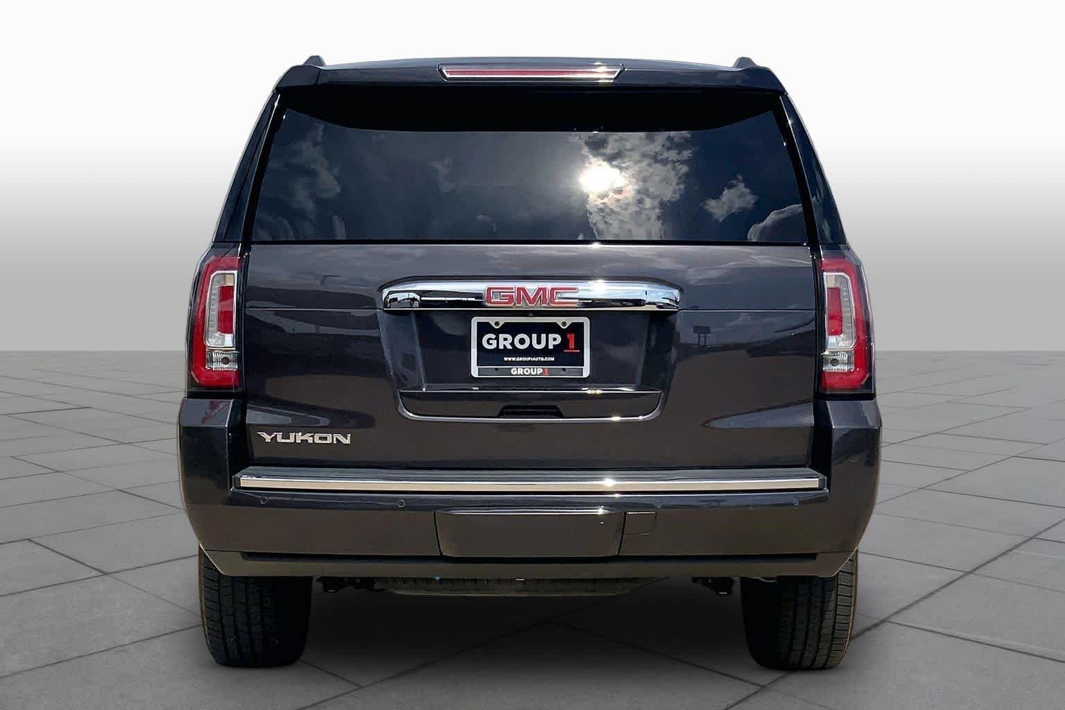 Used 2017 Iridium Metallic GMC Denali image 5