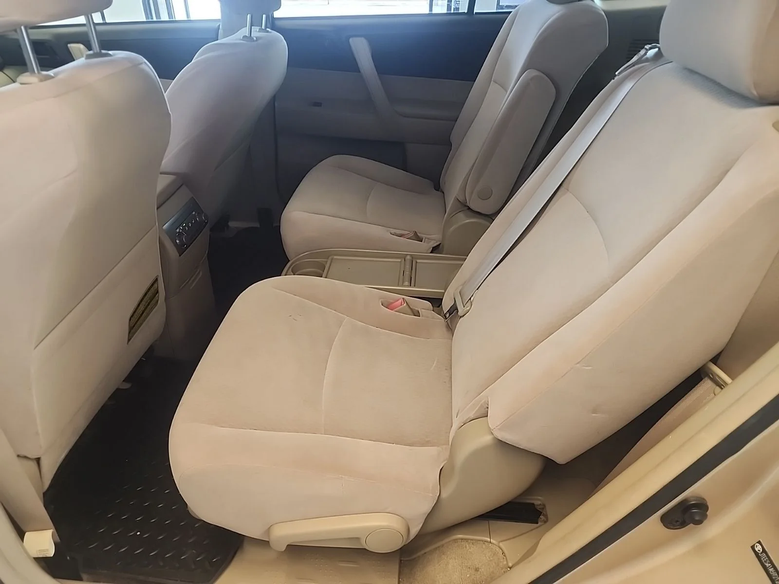 Used 2009  Toyota Base image 6