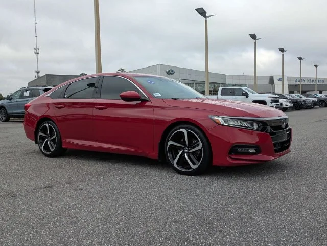 Used 2019 San Marino Red Honda Sport image 2