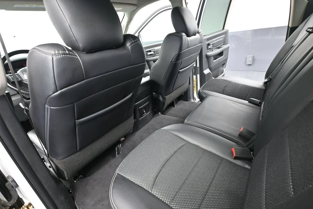 Used 2018 White Ram Sport image 29
