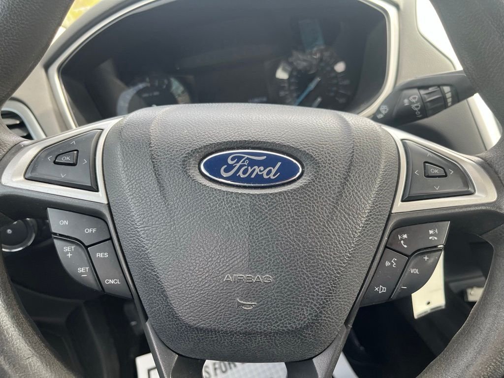 2015 Ford Fusion SE - Photo 20