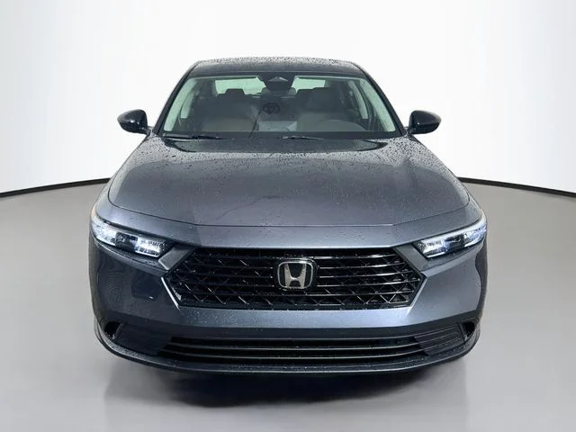 New 2026 Meteorite Gray Metallic Honda SE image 2