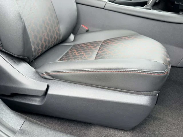 2026 Nissan Sentra SR - Photo 9