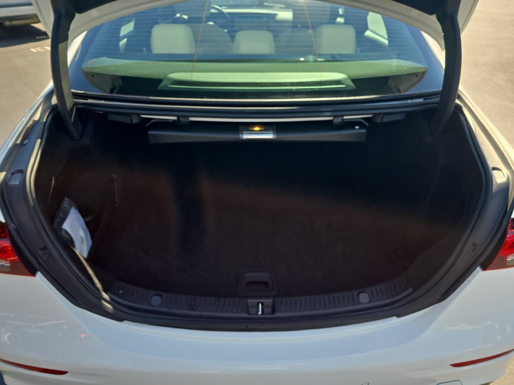 Certified Used 2022 White Mercedes-Benz E 450 image 13