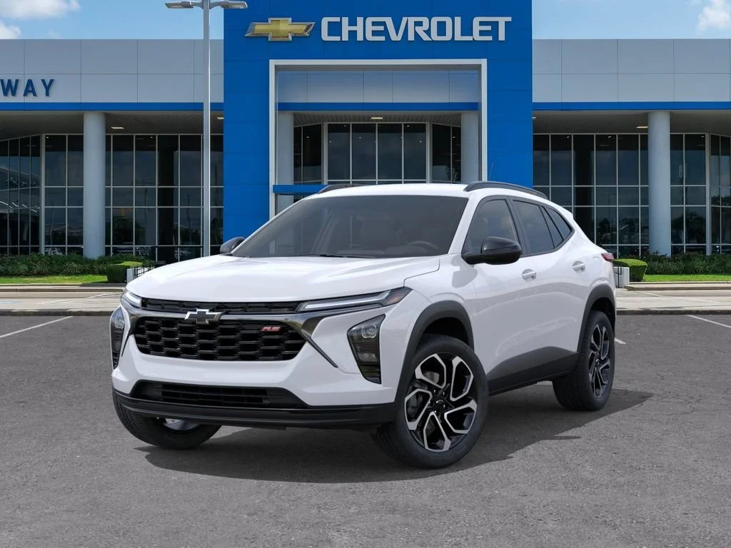 New 2026 Summit White Chevrolet 2RS image 6