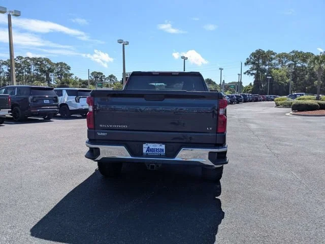 Used 2022 Dark Ash Metallic Chevrolet LT image 4