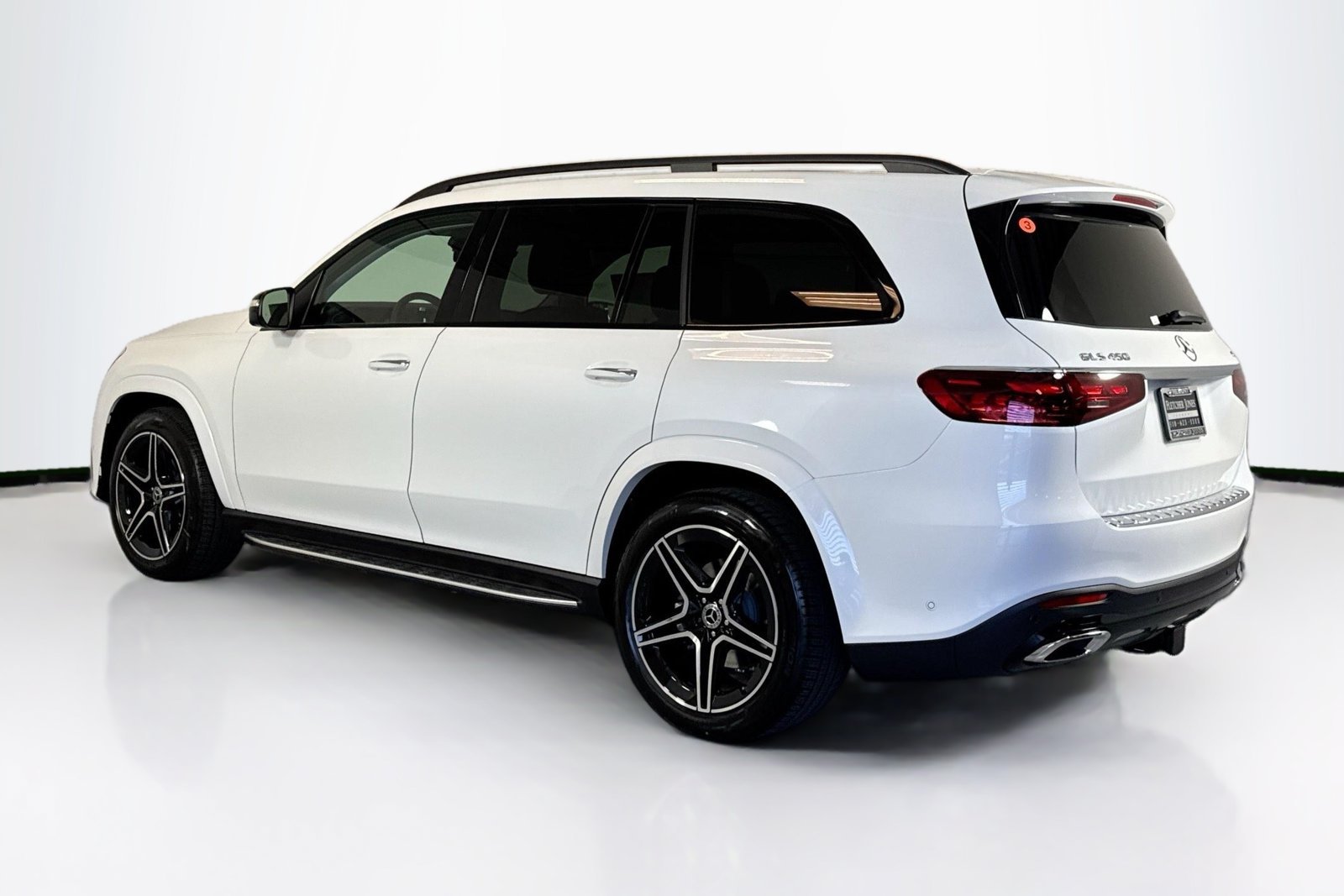 New 2026 MANUFAKTUR Moonlight White Metallic Mercedes-Benz GLS 450 image 7