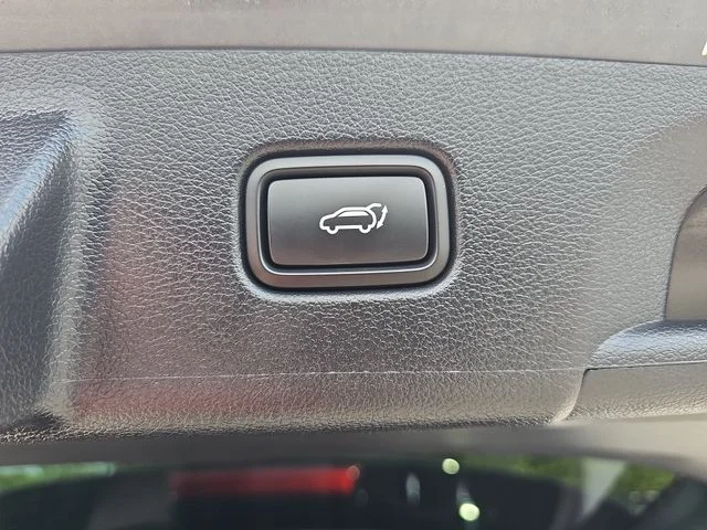Used 2024 Gray Hyundai SEL image 14