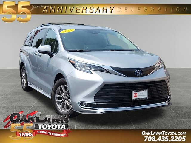 2023 Toyota Sienna XLE