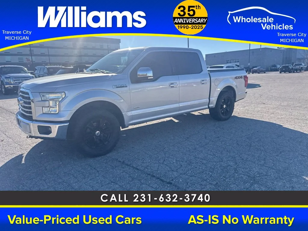 Used 2016 Ingot Silver Ford XLT image 3