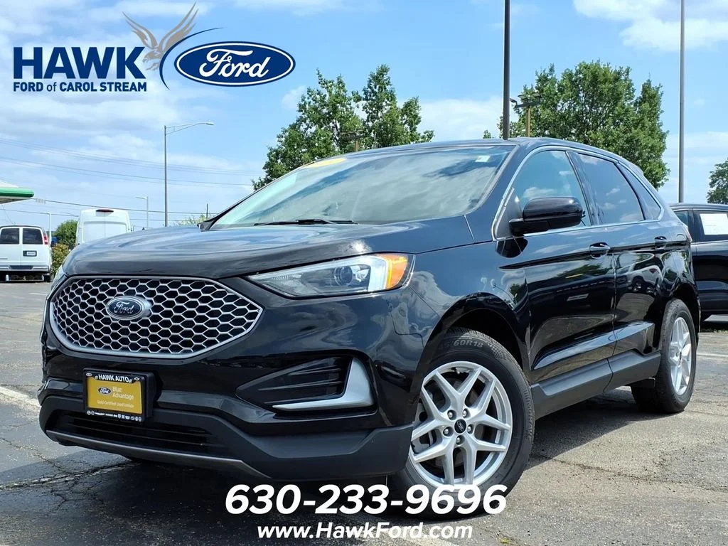 Certified Used 2024 Black Metallic Ford SEL image 3