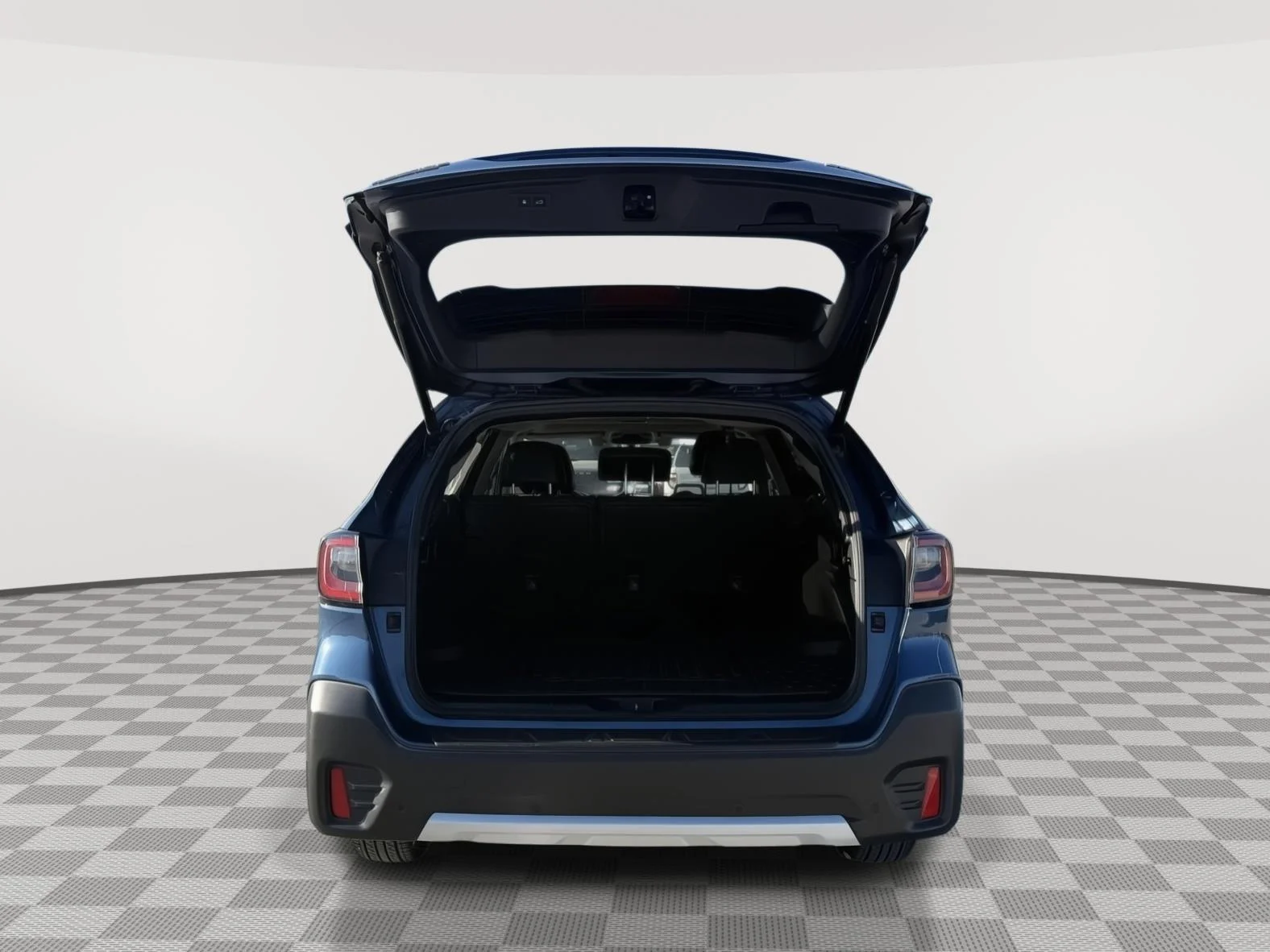 Used 2020 Abyss Blue Pearl Subaru Limited image 18