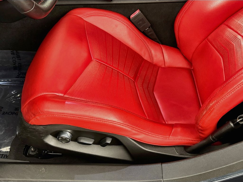 Used 2020 Gray Chevrolet Stingray image 20