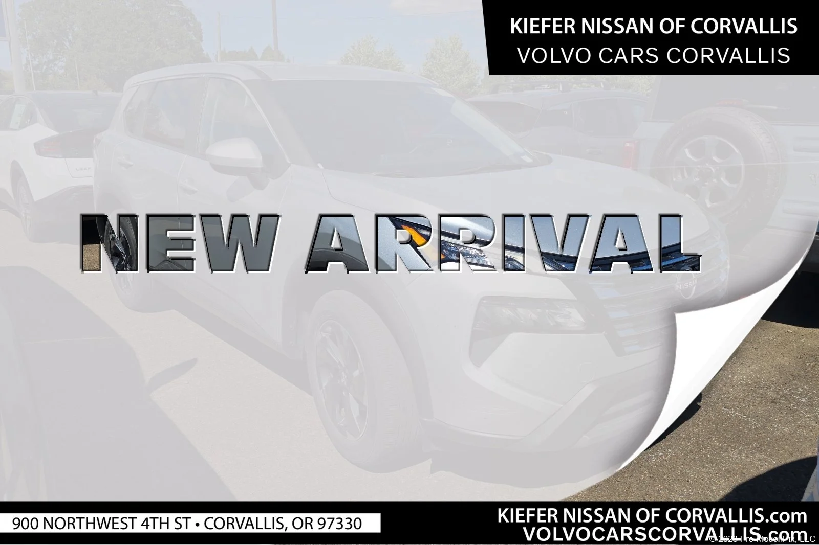 Used 2025 Brilliant Silver Metallic Nissan SV image 1