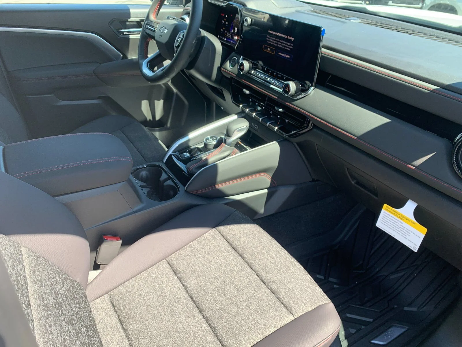 2026 Chevrolet Colorado Z71 - Photo 17