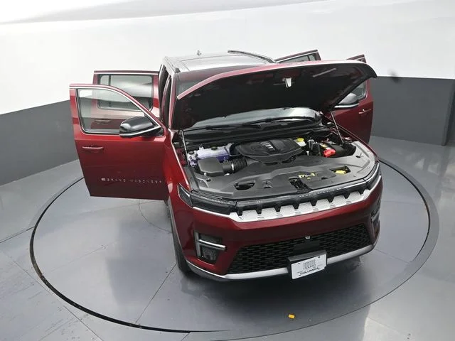 New 2026 Velvet Red Pearl-Coat Exterior Paint Jeep  image 32