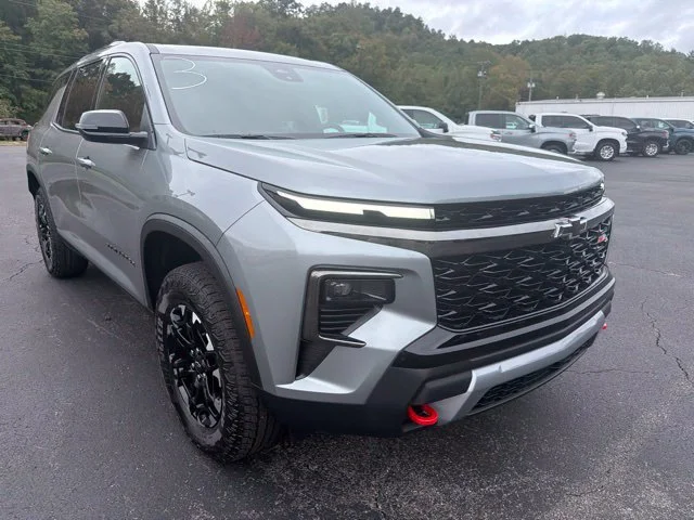 New 2027 Sterling Gray Metallic Chevrolet Z71 image 2