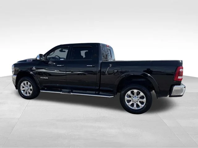 Used 2022 Black Ram Laramie image 8