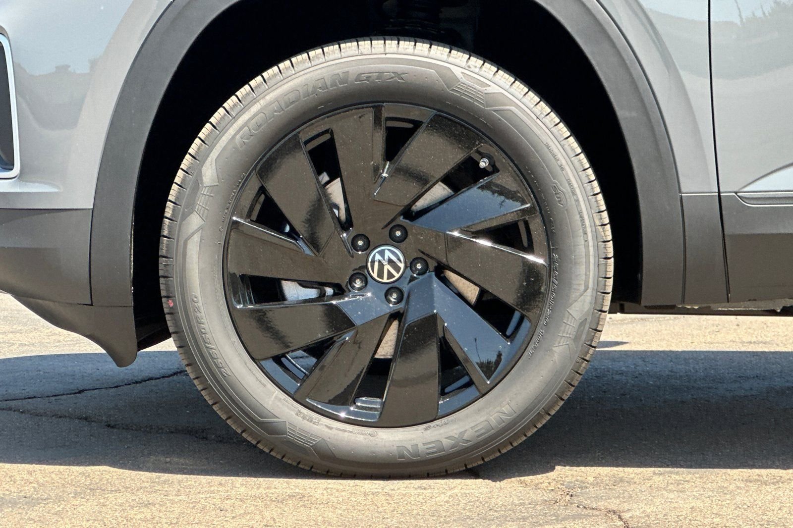 New 2026 Pure Gray Volkswagen SE w/Technology image 26