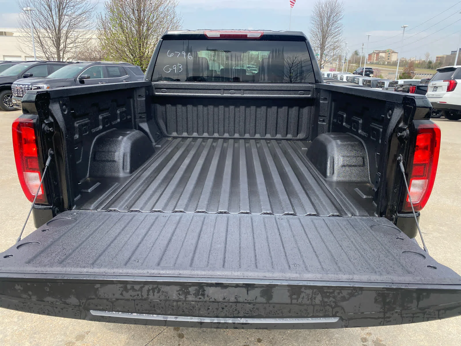 New 2026 Onyx Black GMC Pro image 29