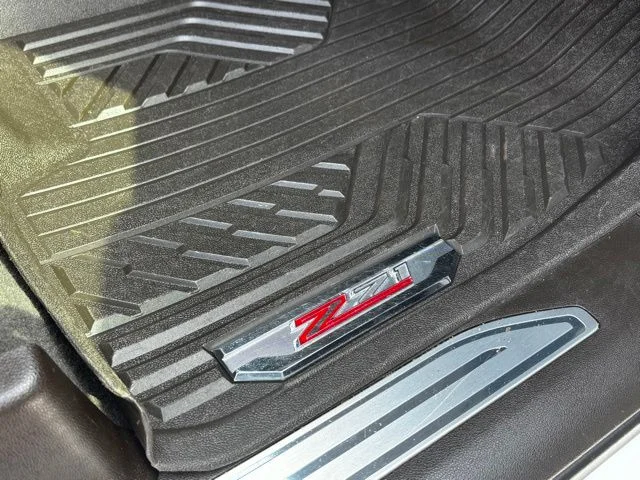 Used 2020 Beige Chevrolet LT Trail Boss image 27