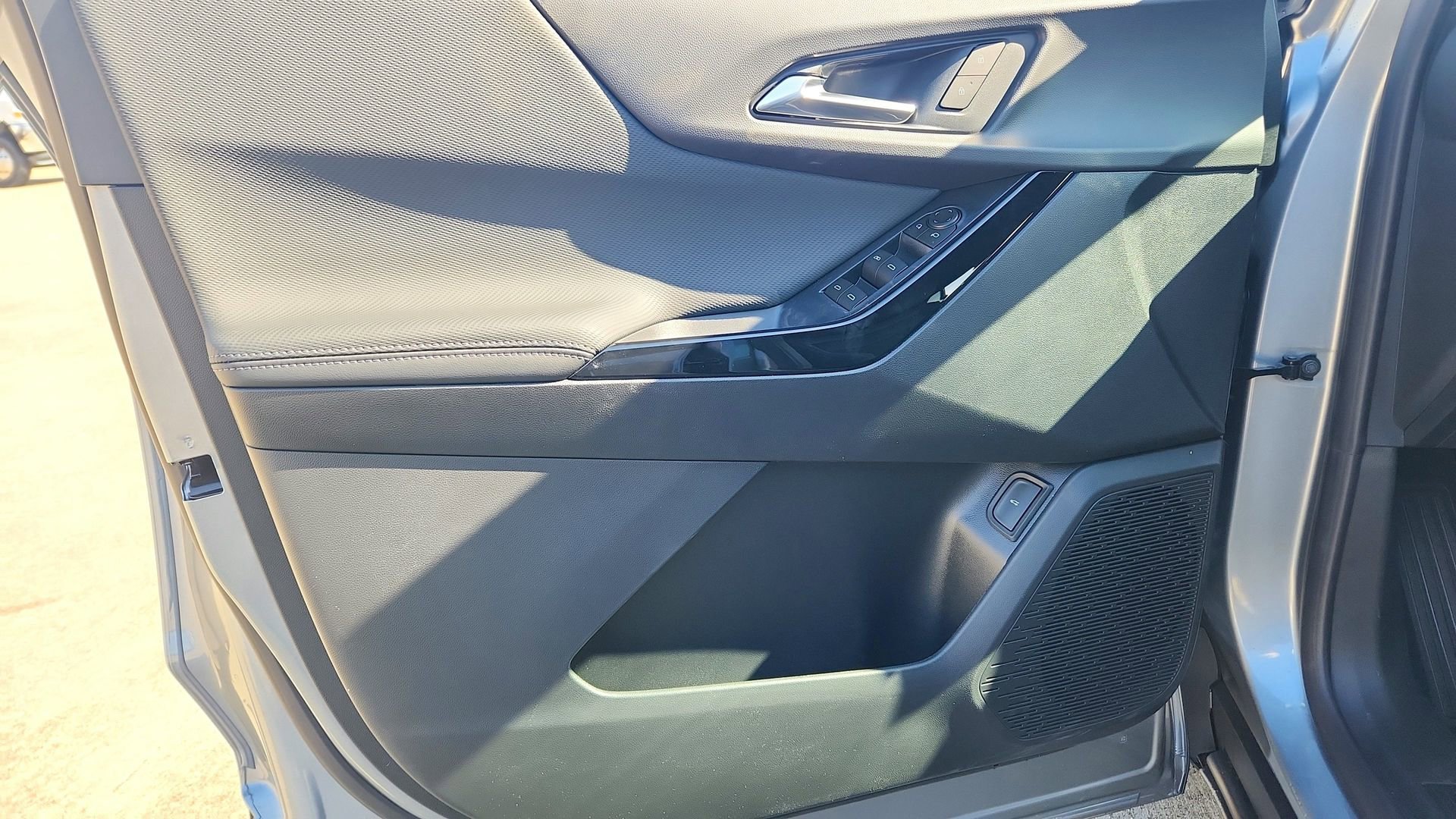 2026 Chevrolet Equinox LT - Photo 23