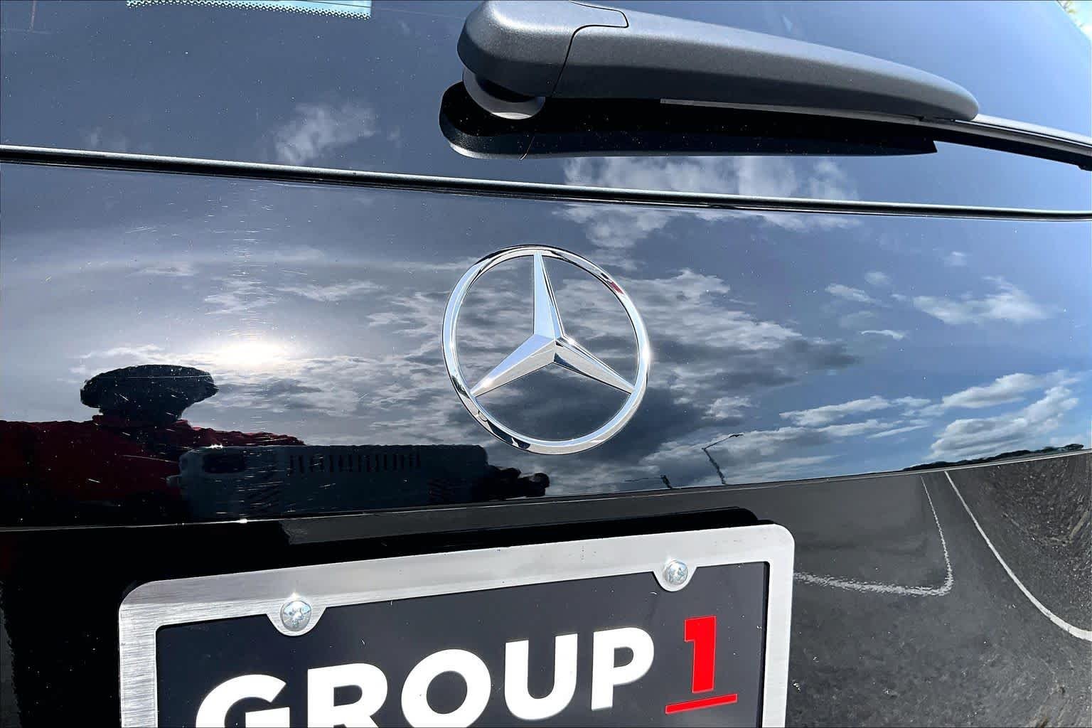 Used 2026 Night Black Mercedes-Benz GLA 250 image 32