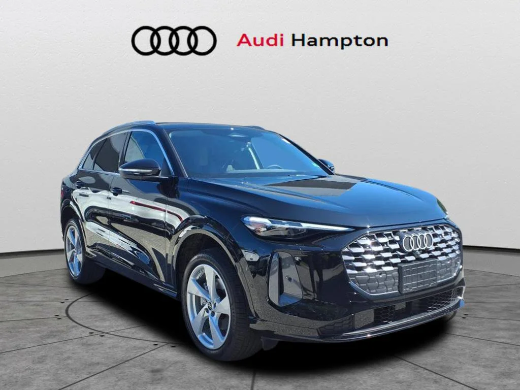 2025 Audi Q5 40 Premium Plus's photo