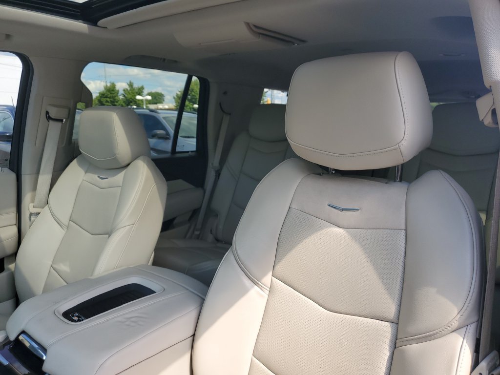 Used 2018 Crystal White Cadillac Premium Luxury image 13