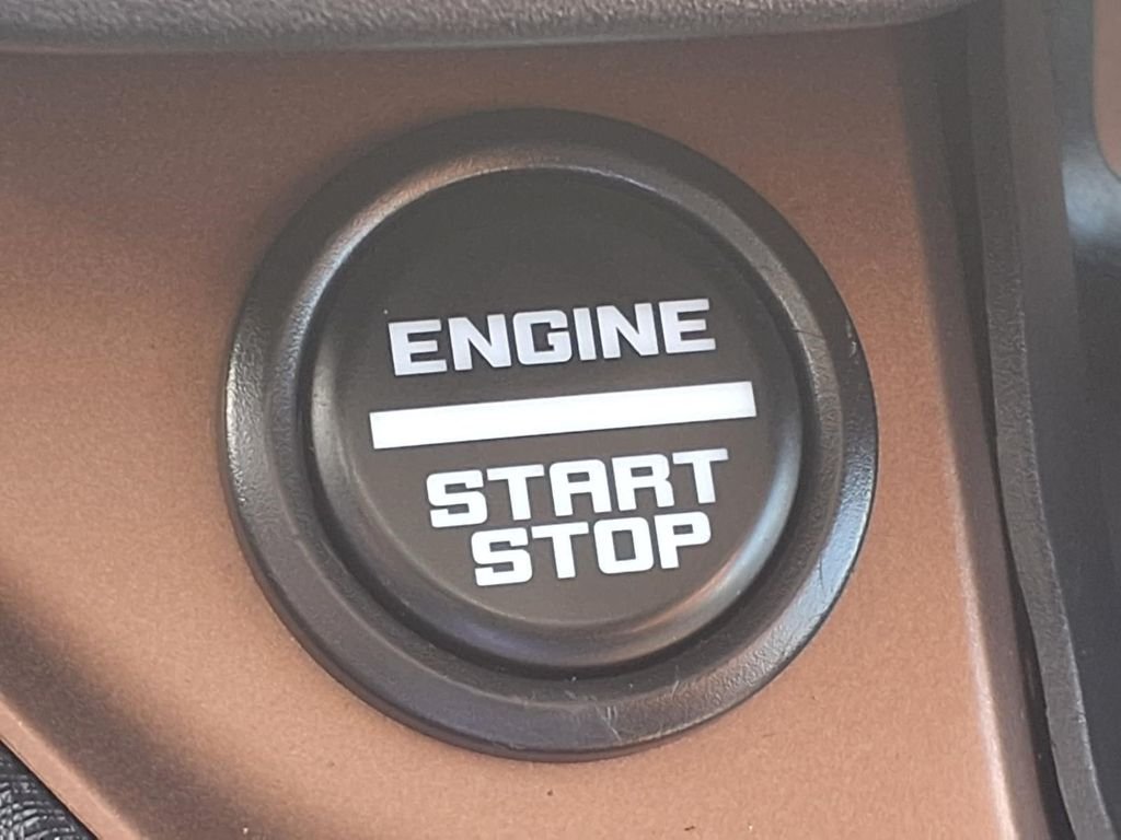 Used 2023 Blue Ford Badlands image 15