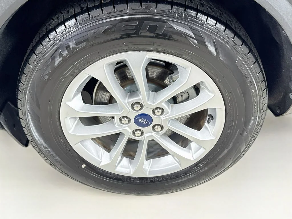 Used 2020 Black Ford SE image 38