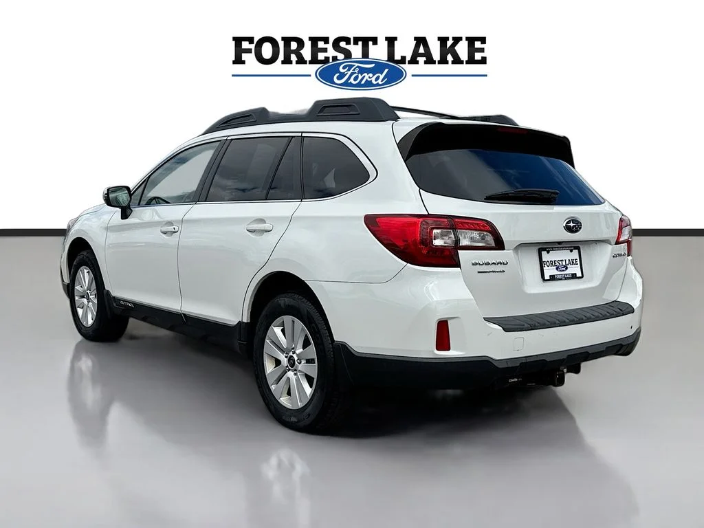 Used 2015 Crystal White Pearl Subaru 2.5i Premium image 5