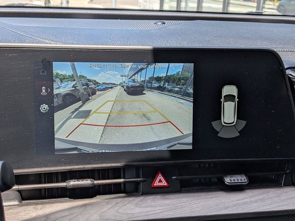 Used 2023 White Kia X-Line image 20