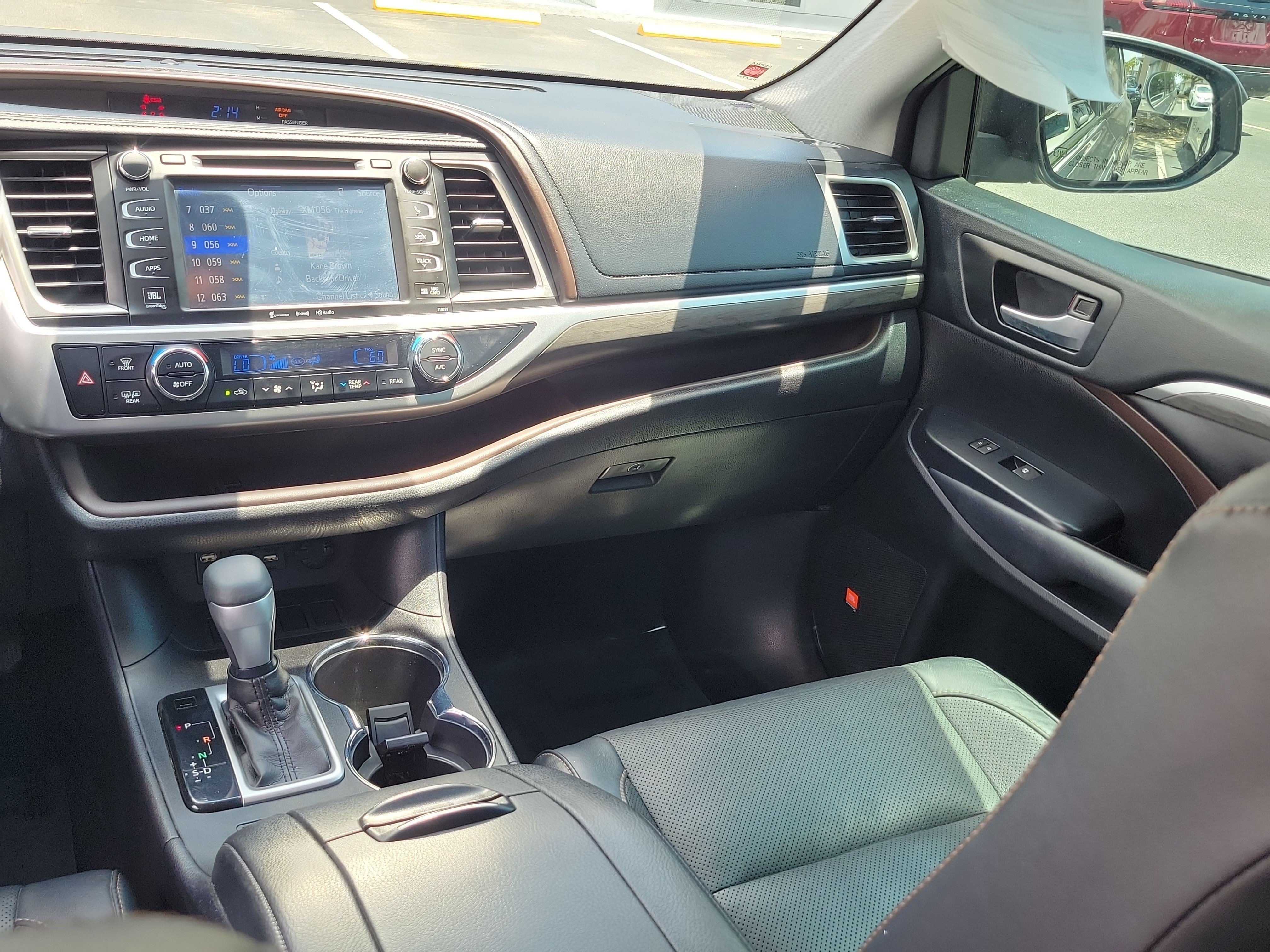 Used 2019 Predawn Gray Mica Toyota Limited image 18