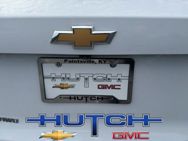 Used 2025 Summit White Chevrolet 2LT image 13