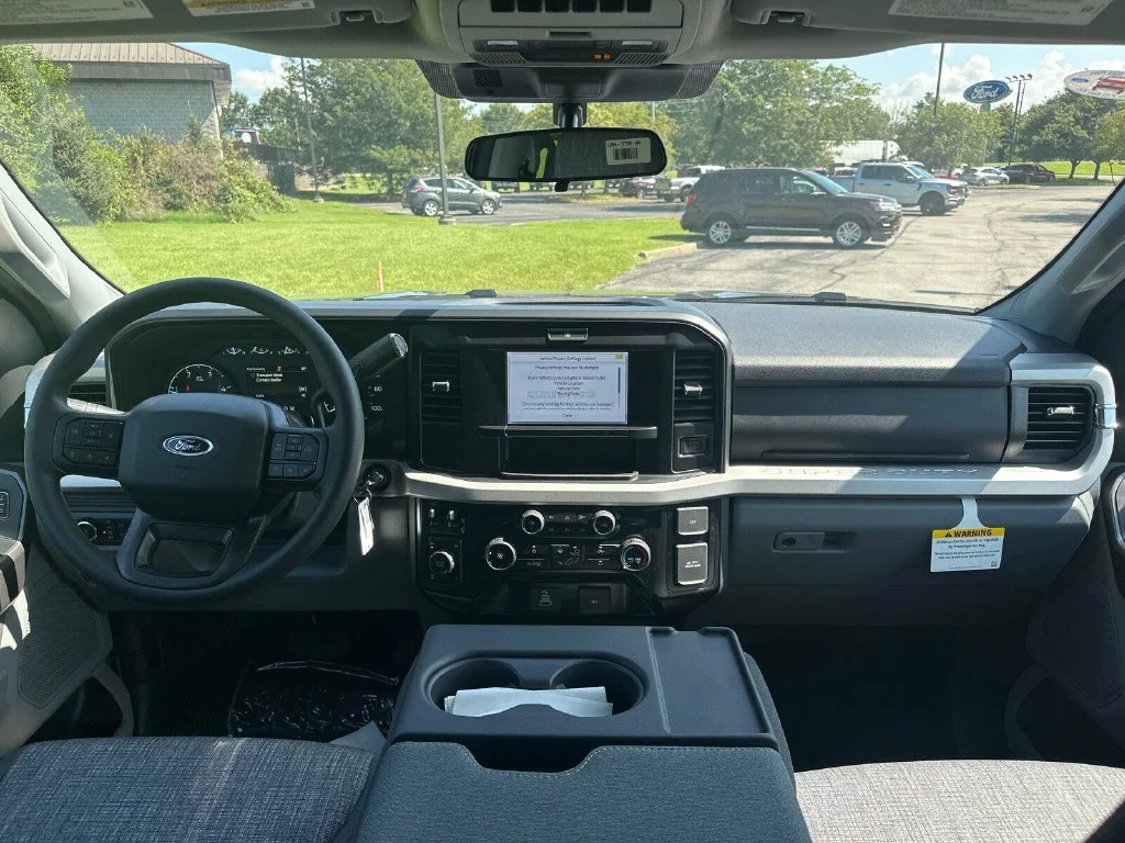 New 2026 Gray Ford XLT image 4