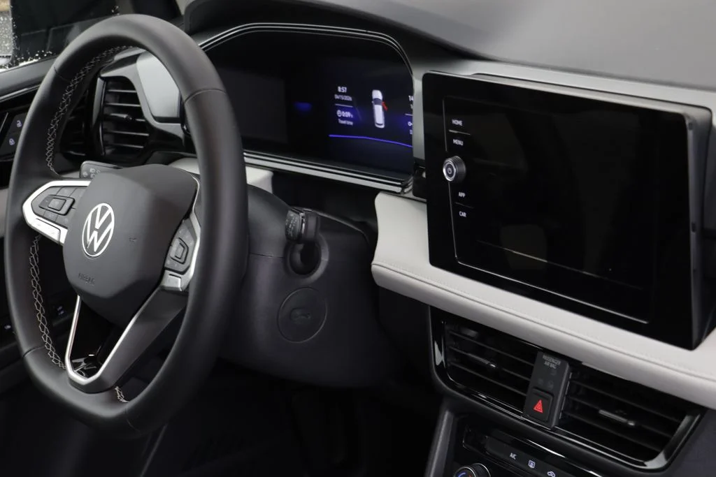 New 2026 Platinum Gray Volkswagen 1.5T S image 21