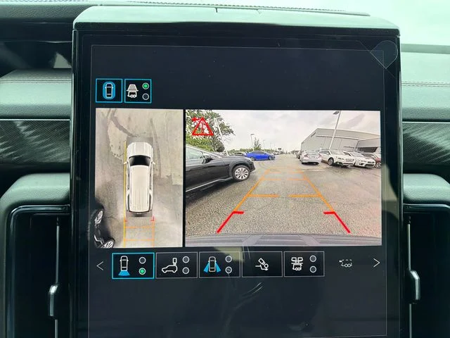 2026 GMC Yukon XL AT4 - Photo 13
