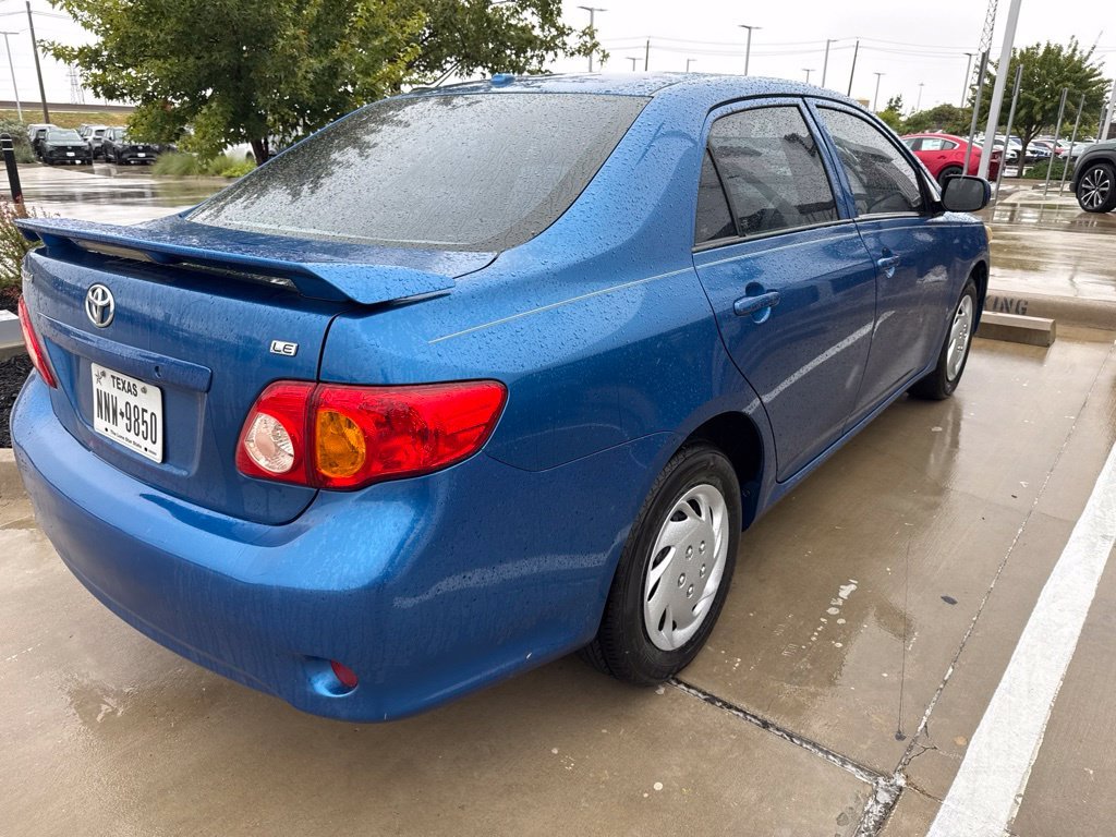 Used 2010 Blue Toyota  image 5