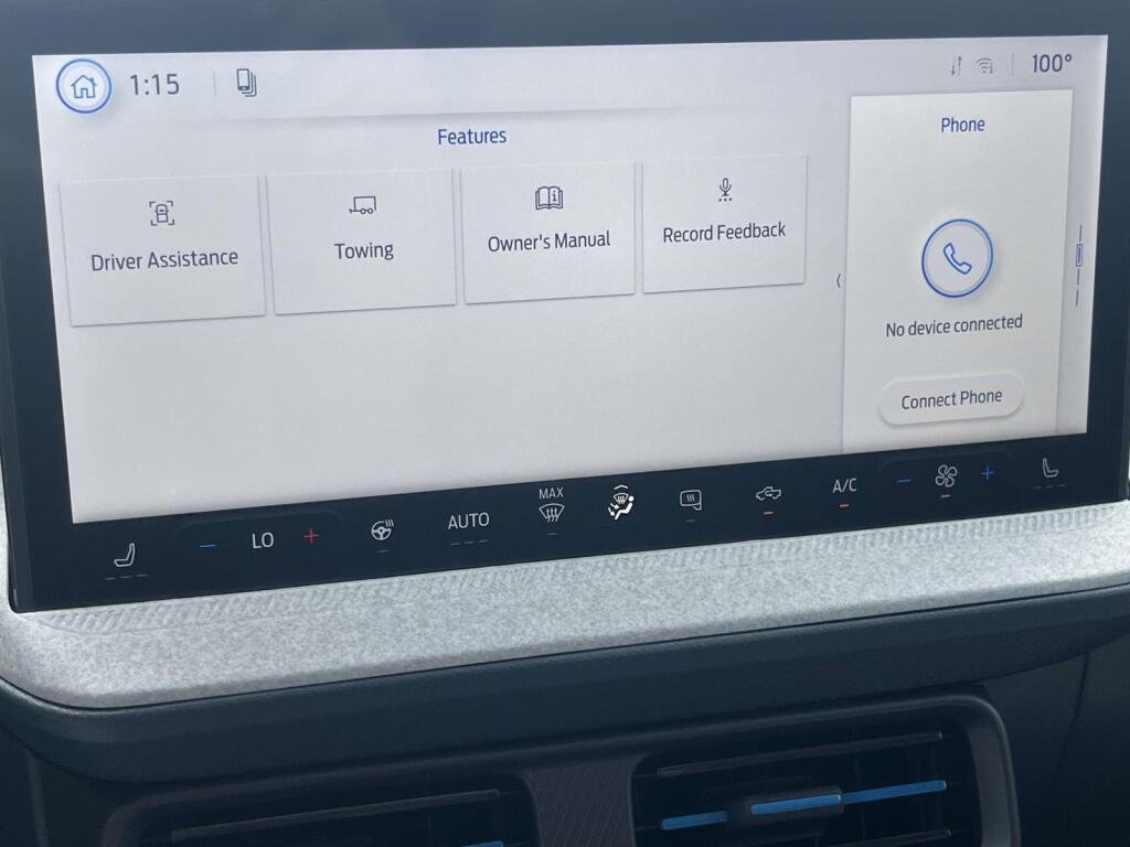 New 2026 Oxford White Ford XLT image 23