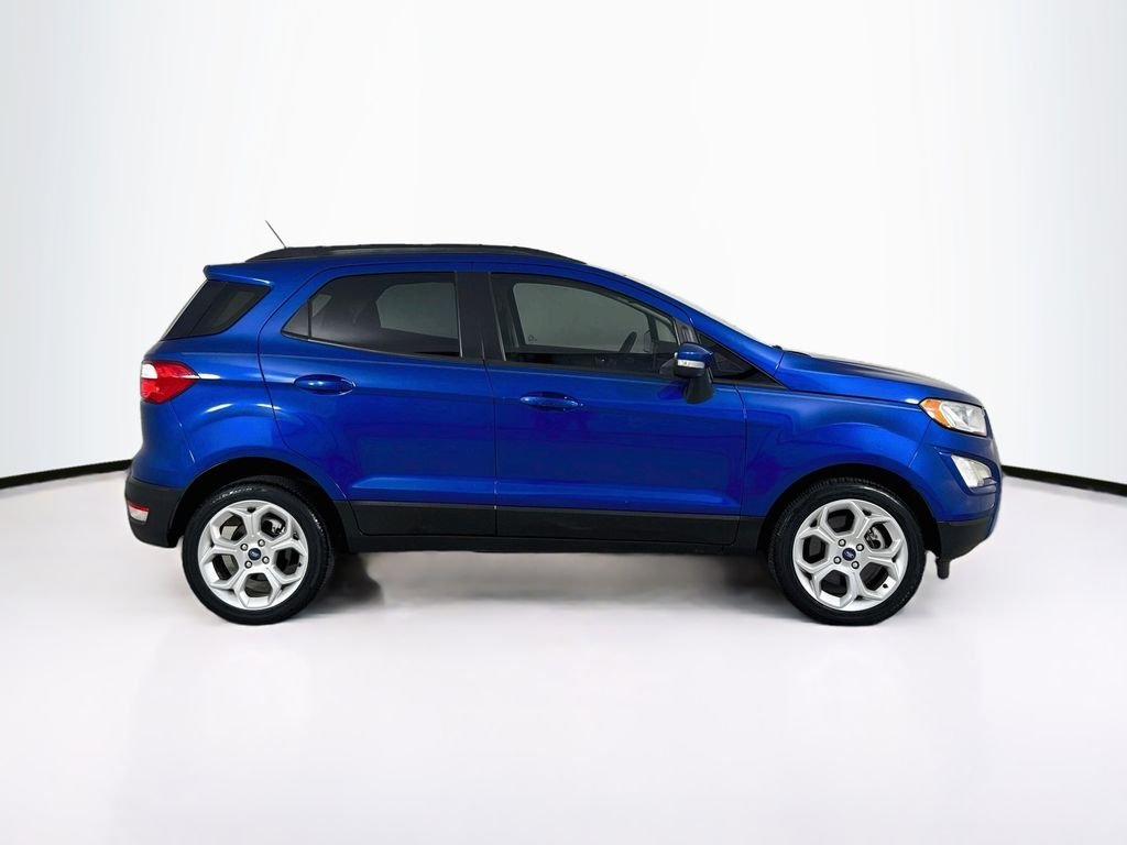 Used 2021 Lightning Blue Metallic Ford SE image 8