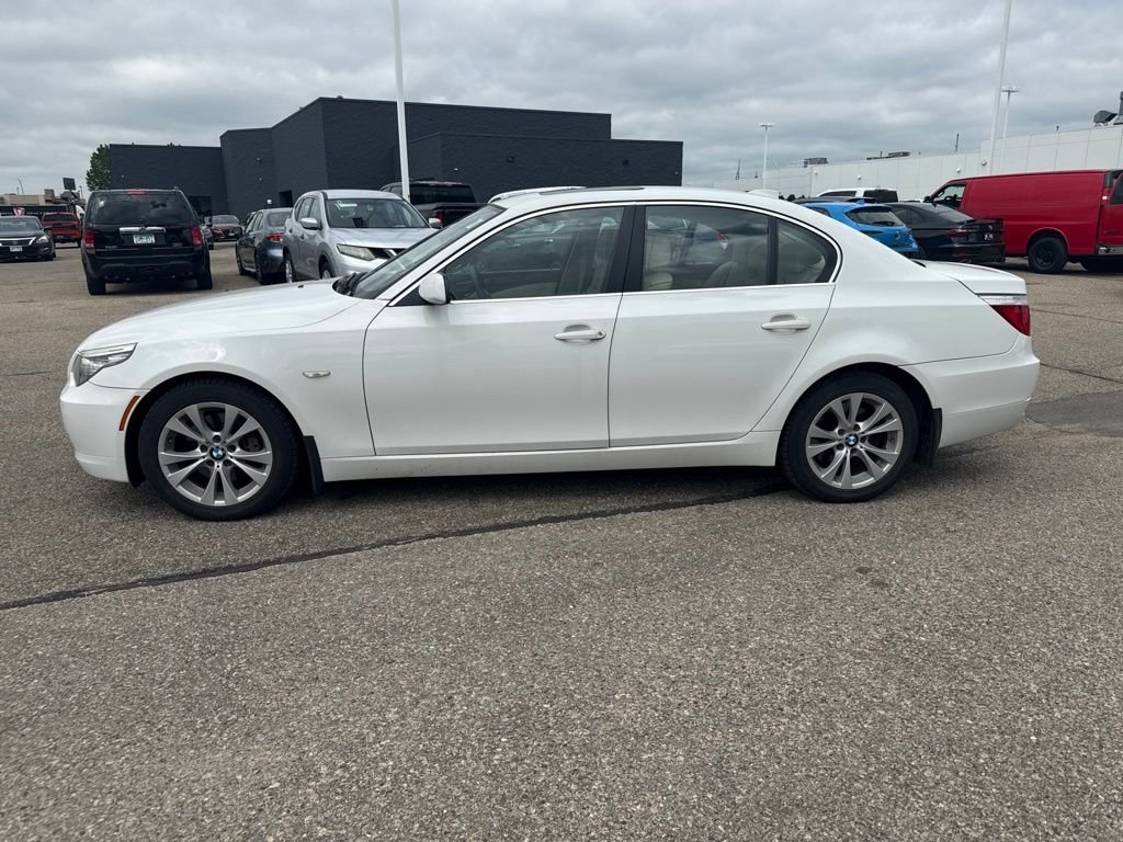 Used 2008 White BMW 535xi image 4