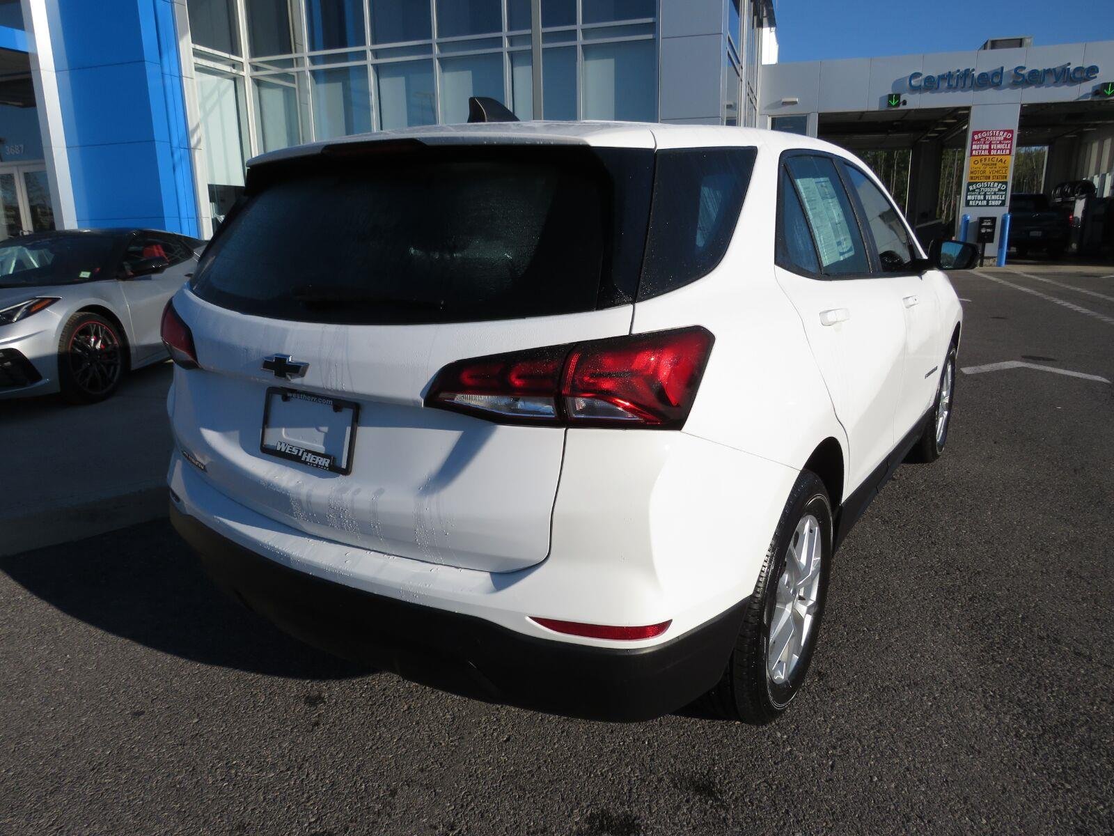Used 2024 Summit White Chevrolet LS image 7